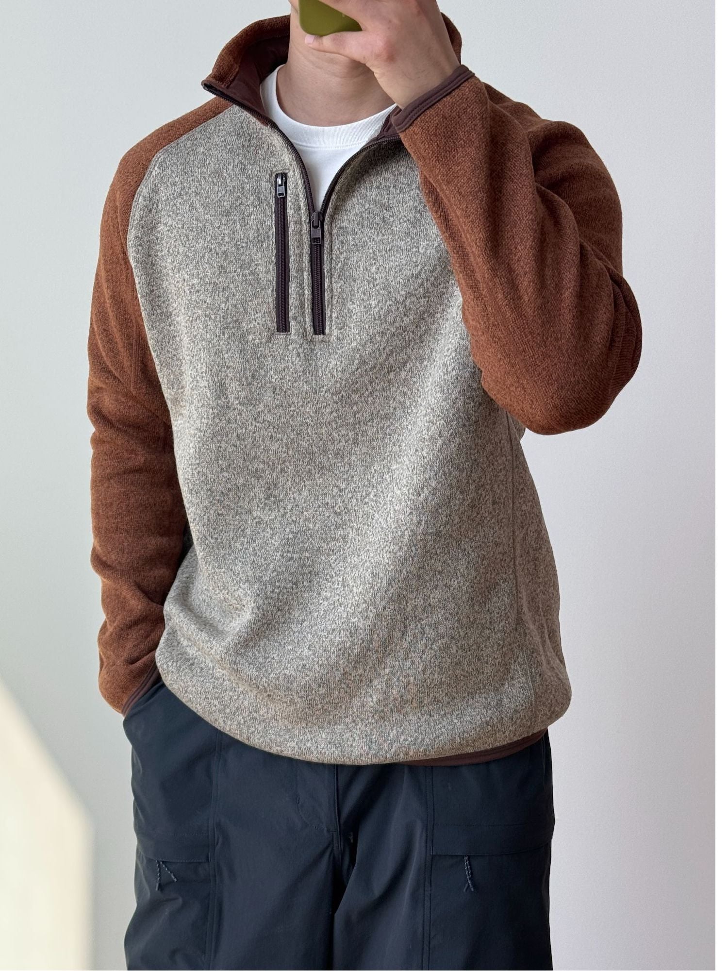 LT02 Raglan Knitted Fleece