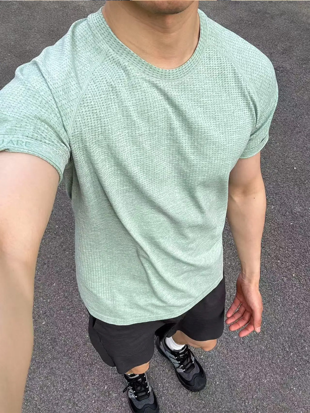 SST01 Seamless Sports Short Top