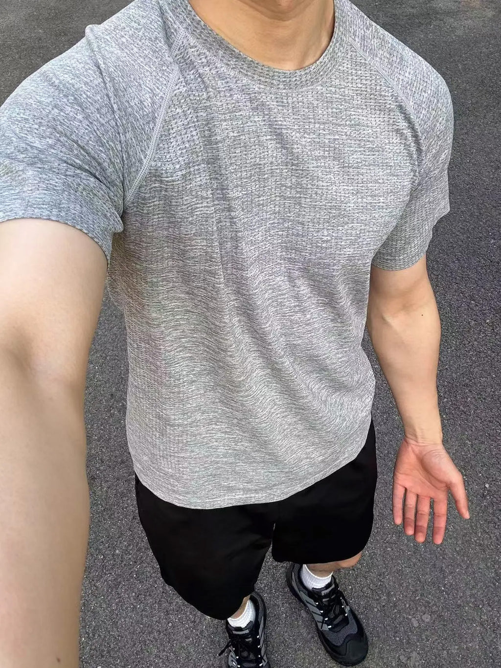 SST01 Seamless Sports Short Top